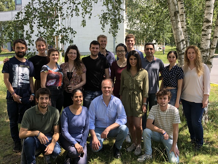 Das Team von Leonyte Biosystems. In der ersten Reihe : Facundo Gomez (l.) und Michael Brehm (3. v. l.) (Foto: Leonyte)