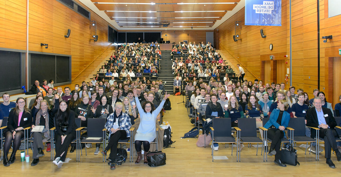Blick in den Hörsaal des MDC.C (© Bettina Ausserhofer)