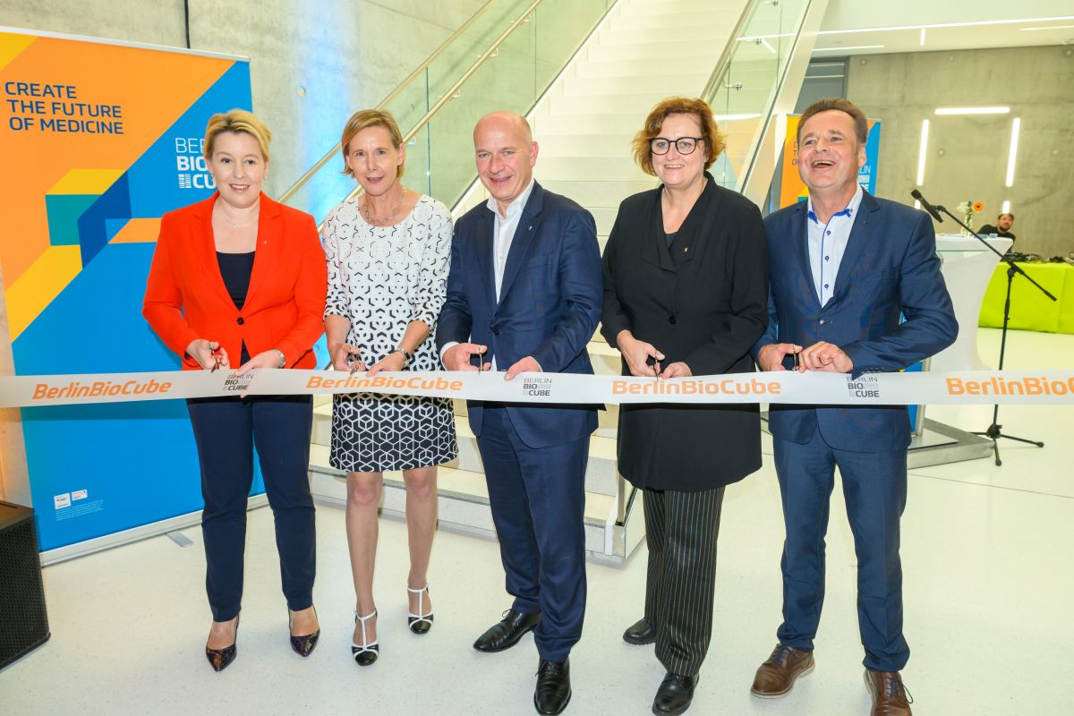 Zeremoniell eröffnet: der BerlinBioCube (Foto: Peter Himsel/Campus Berlin-Buch GmbH)